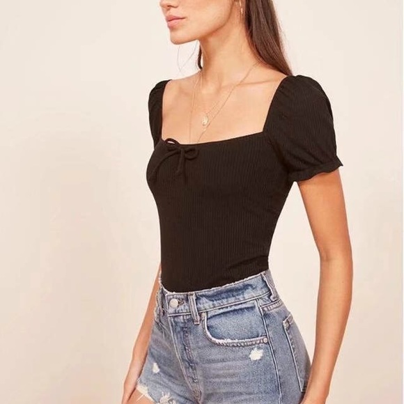 Square neck ribbed top with puff sleeves - Picture 2 of 6